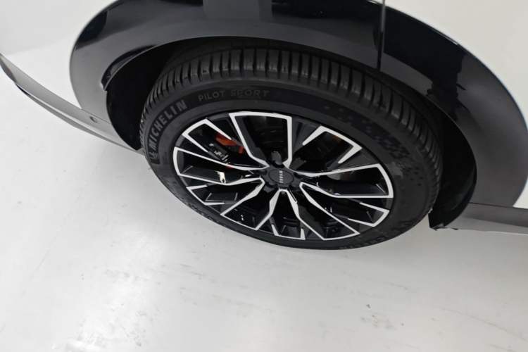 Used Zeekr 7X 2025 75 kWh Rear-Wheel Drive Intelligent Driving Version Exterior 5