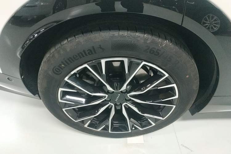 Used Zeekr 7X 2025 75 kWh Rear-Wheel Drive Intelligent Driving Version Exterior 5