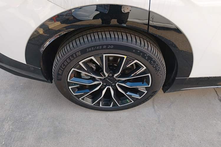 Used Zeekr 7X 2025 75 kWh Rear-Wheel Drive Intelligent Driving Version Exterior 5