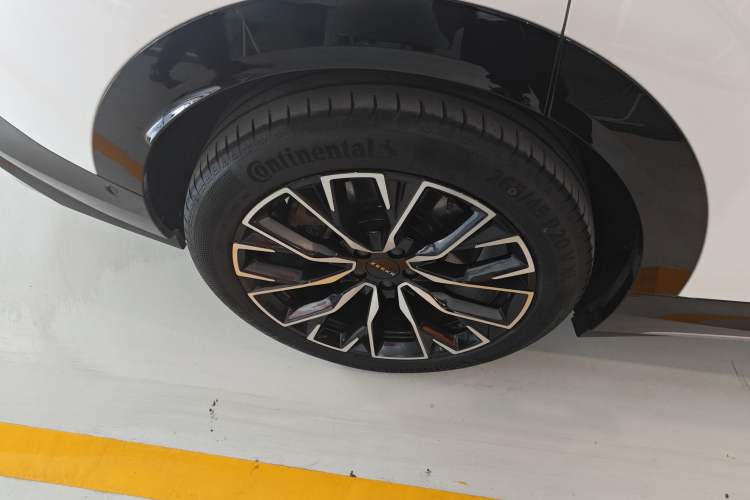 Used Zeekr 7X 2025 100 kWh Long-Range Rear-Wheel Drive with Intelligent Driving Features Exterior 5