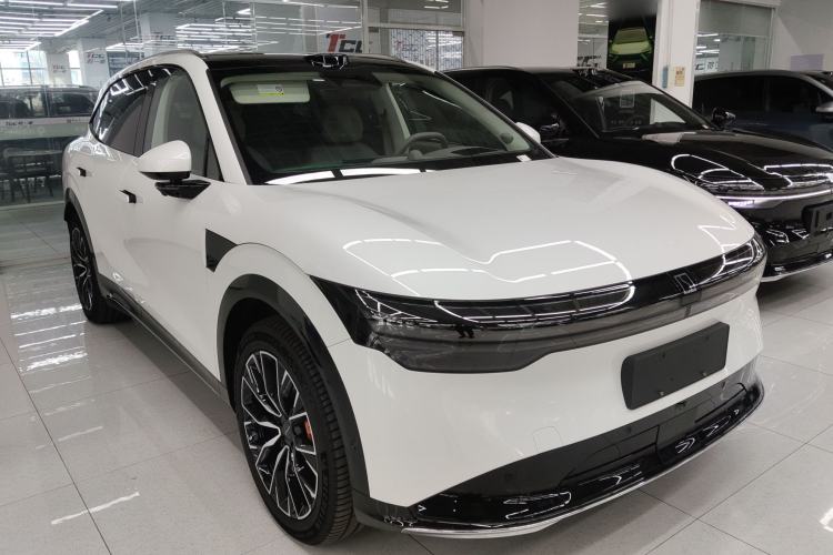 Used Zeekr 7X 2025 100 kWh Long-Range Rear-Wheel Drive with Intelligent Driving Features Front Right 45 Deg