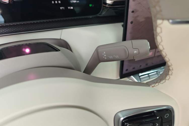 Used Zeekr 7X 2025 100kWh Long-Range All-Wheel Drive Intelligent Driving Version Gear Lever
