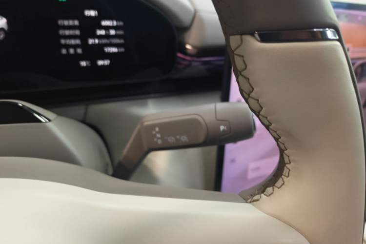 Used Zeekr 7X 2025 100kWh Long-Range All-Wheel Drive Intelligent Driving Version Gear Lever