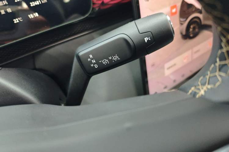Used Zeekr 7X 2025 75 kWh Rear-Wheel Drive Intelligent Driving Version Gear Lever