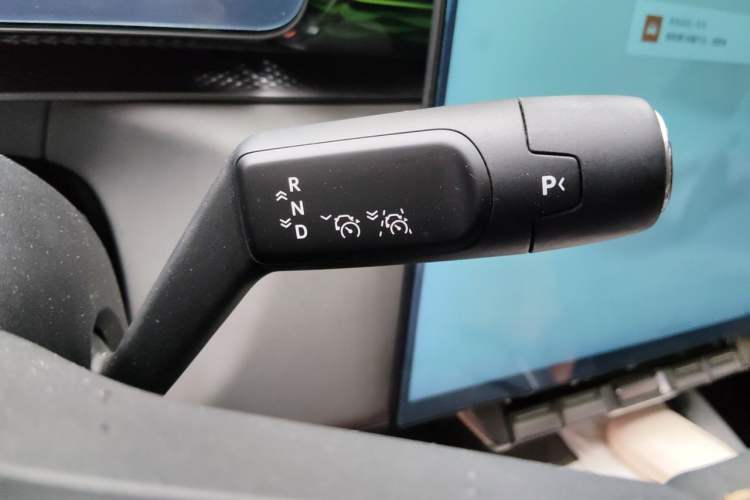 Used Zeekr 7X 2025 75 kWh Rear-Wheel Drive Intelligent Driving Version Gear Lever