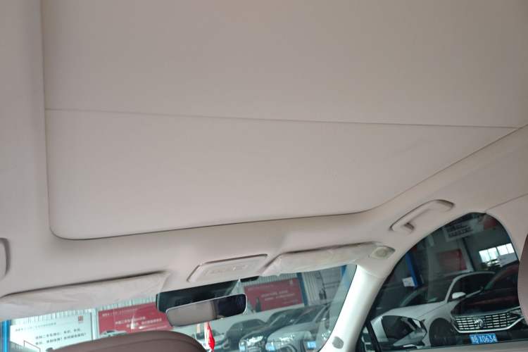 Used Zeekr 7X 2025 75 kWh Rear-Wheel Drive Intelligent Driving Version Headliner