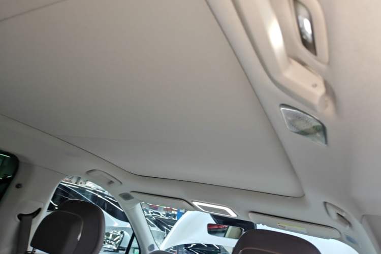 Used Zeekr 7X 2025 75 kWh Rear-Wheel Drive Intelligent Driving Version Headliner
