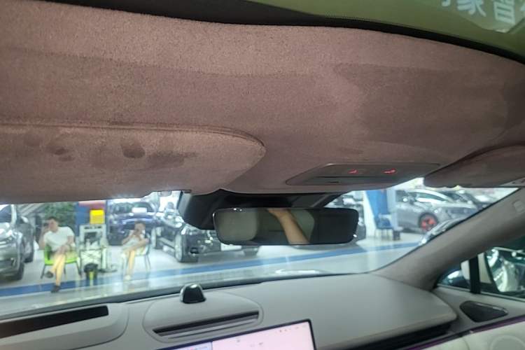 Used Zeekr 7X 2025 100kWh Long-Range All-Wheel Drive Intelligent Driving Version Headliner