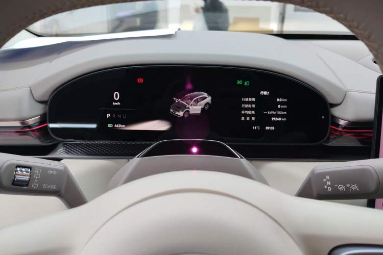 Used Zeekr 7X 2025 75 kWh Rear-Wheel Drive Intelligent Driving Version Instrument Cluster