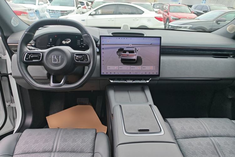 Used Zeekr 7X 2025 100kWh Long-Range All-Wheel Drive Intelligent Driving Version Interior 2