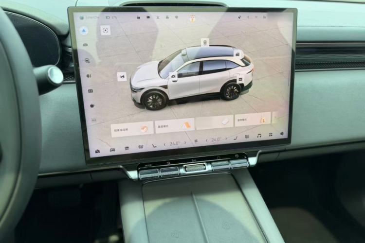 Used Zeekr 7X 2025 75 kWh Rear-Wheel Drive Intelligent Driving Version Interior 3