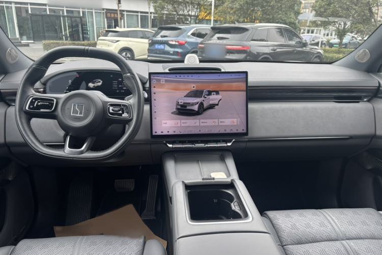 Used Zeekr 7X 2025 100kWh Long-Range All-Wheel Drive Intelligent Driving Version Interior 6