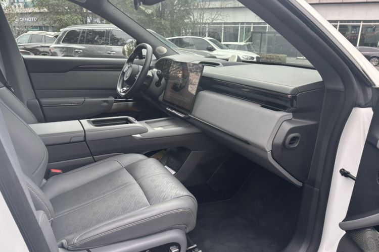Used Zeekr 7X 2025 100kWh Long-Range All-Wheel Drive Intelligent Driving Version Interior 8