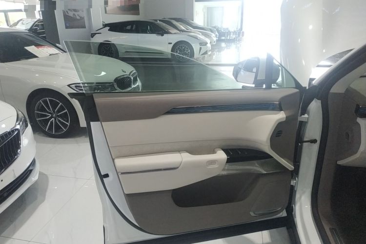Used Zeekr 7X 2025 75 kWh Rear-Wheel Drive Intelligent Driving Version Left Front Door Interior
