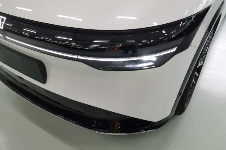 Used Zeekr 7X 2025 100 kWh Long-Range Rear-Wheel Drive with Intelligent Driving Features Left Front Headlight