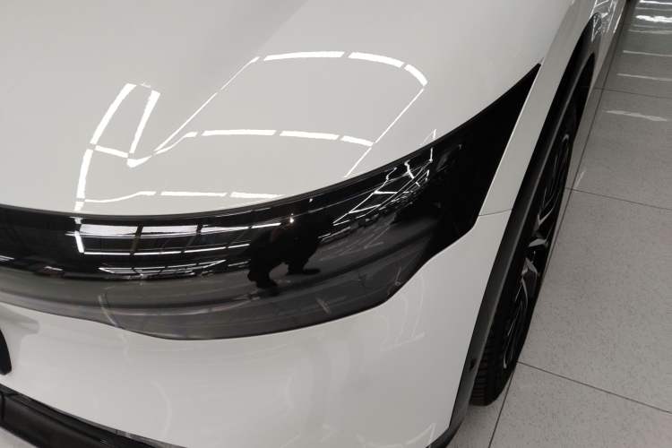 Used Zeekr 7X 2025 100 kWh Long-Range Rear-Wheel Drive with Intelligent Driving Features Left Front Headlight