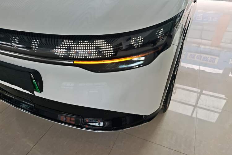 Used Zeekr 7X 2025 100kWh Long-Range All-Wheel Drive Intelligent Driving Version Left Front Headlight