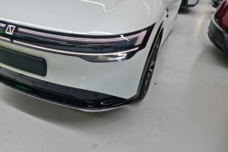 Used Zeekr 7X 2025 75 kWh Rear-Wheel Drive Intelligent Driving Version Left Front Headlight