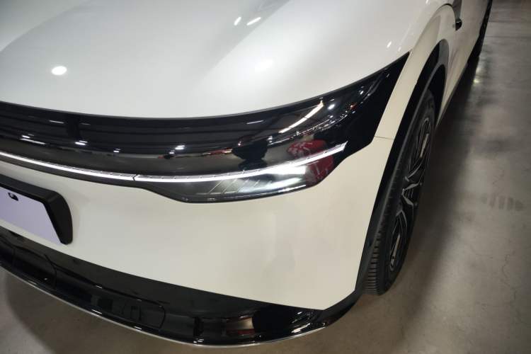 Used Zeekr 7X 2025 100 kWh Long-Range Rear-Wheel Drive with Intelligent Driving Features Left Front Headlight