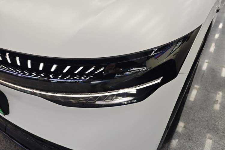 Used Zeekr 7X 2025 75 kWh Rear-Wheel Drive Intelligent Driving Version Left Front Headlight