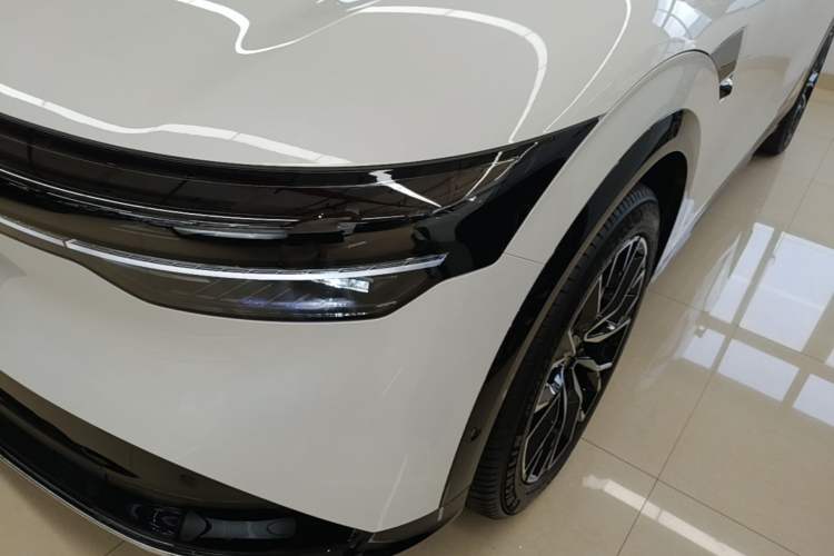 Used Zeekr 7X 2025 75 kWh Rear-Wheel Drive Intelligent Driving Version Left Front Headlight