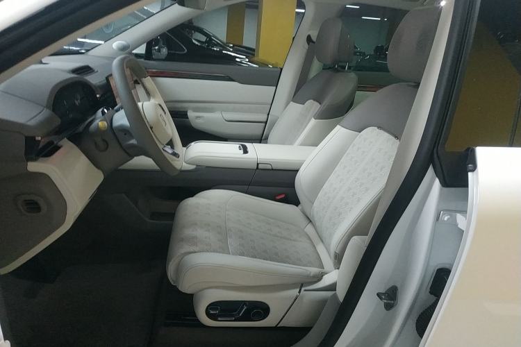 Used Zeekr 7X 2025 75 kWh Rear-Wheel Drive Intelligent Driving Version Left Front Seat