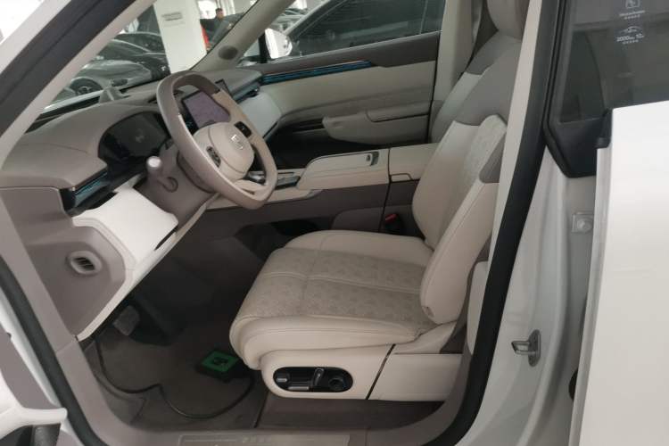 Used Zeekr 7X 2025 100kWh Long-Range All-Wheel Drive Intelligent Driving Version Left Front Seat