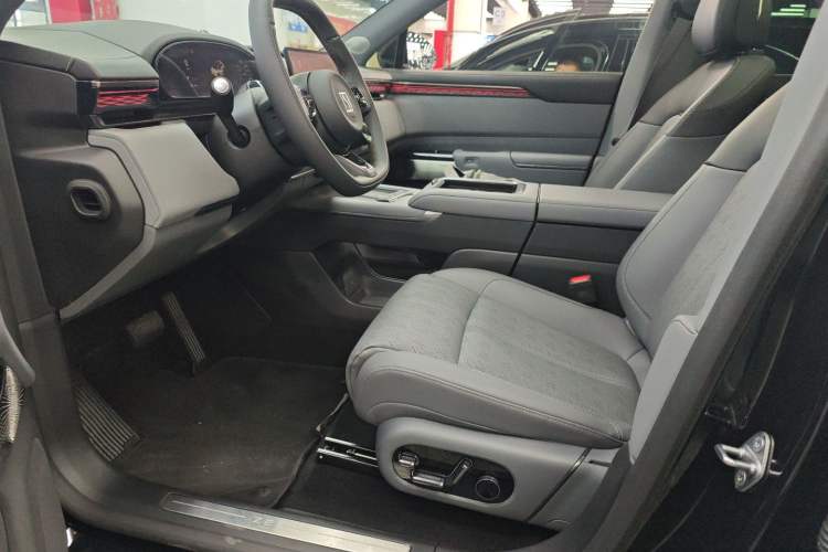 Used Zeekr 7X 2025 75 kWh Rear-Wheel Drive Intelligent Driving Version Left Front Seat