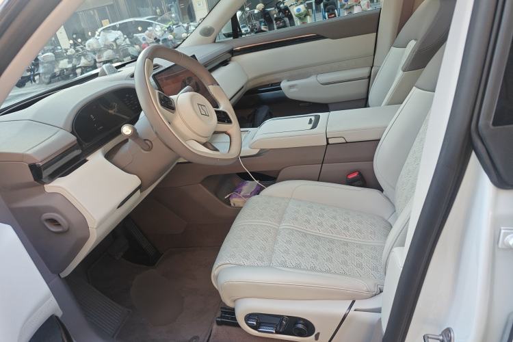 Used Zeekr 7X 2025 75 kWh Rear-Wheel Drive Intelligent Driving Version Left Front Seat