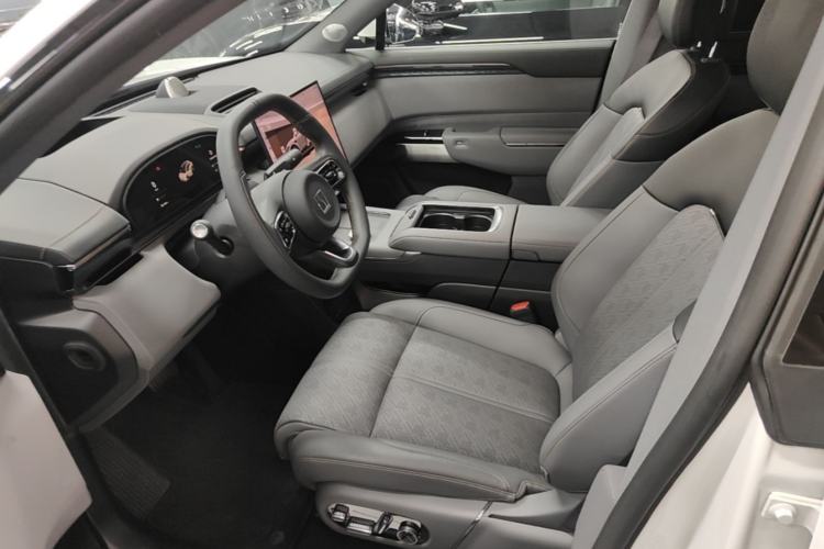 Used Zeekr 7X 2025 100 kWh Long-Range Rear-Wheel Drive with Intelligent Driving Features Left Front Seat