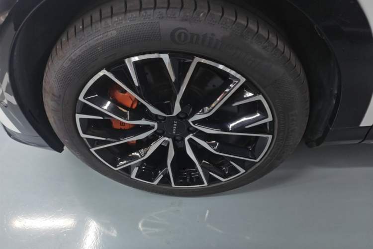 Used Zeekr 7X 2025 75 kWh Rear-Wheel Drive Intelligent Driving Version Left Front Wheel Hub