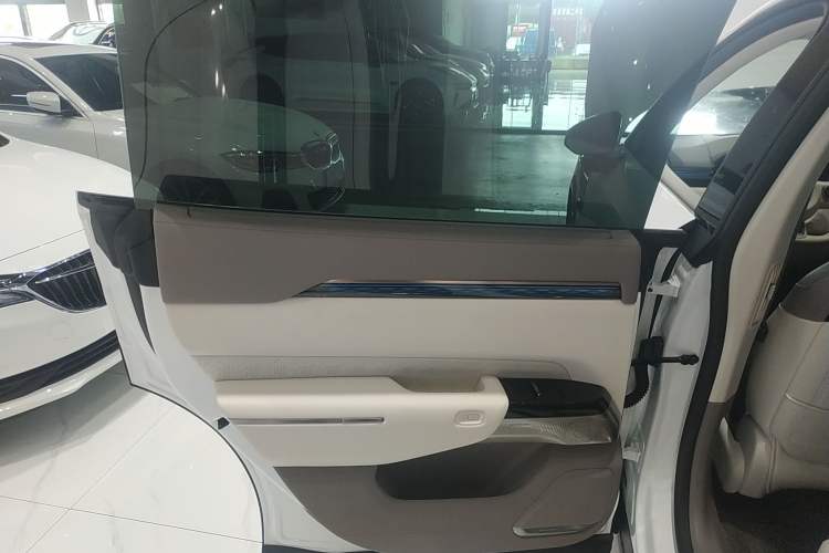 Used Zeekr 7X 2025 75 kWh Rear-Wheel Drive Intelligent Driving Version Left Rear Door Interior