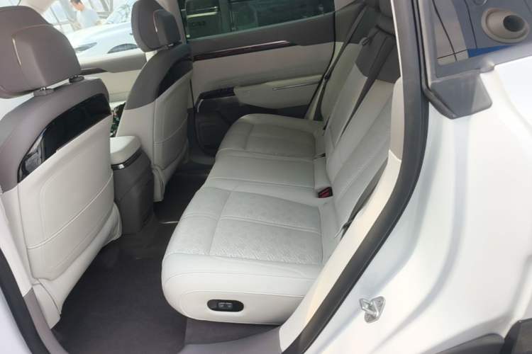 Used Zeekr 7X 2025 75 kWh Rear-Wheel Drive Intelligent Driving Version Left Rear Seat
