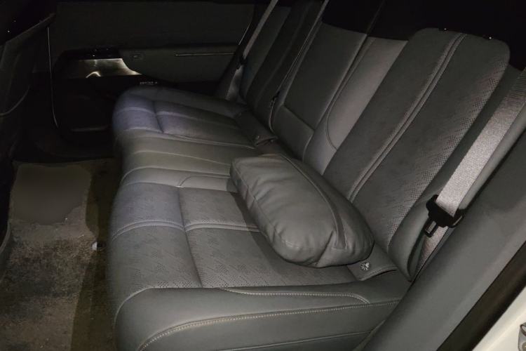 Used Zeekr 7X 2025 75 kWh Rear-Wheel Drive Intelligent Driving Version Left Rear Seat