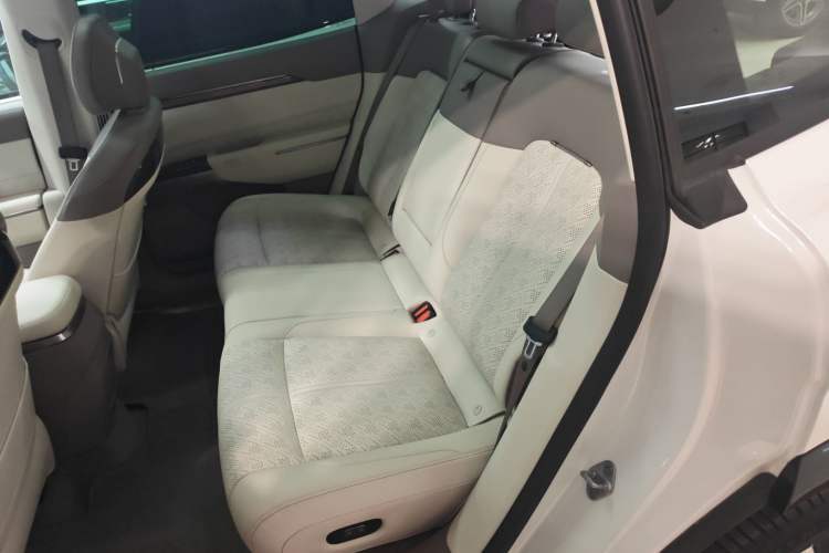 Used Zeekr 7X 2025 100kWh Long-Range All-Wheel Drive Intelligent Driving Version Left Rear Seat