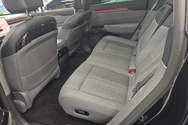 Used Zeekr 7X 2025 75 kWh Rear-Wheel Drive Intelligent Driving Version Left Rear Seat