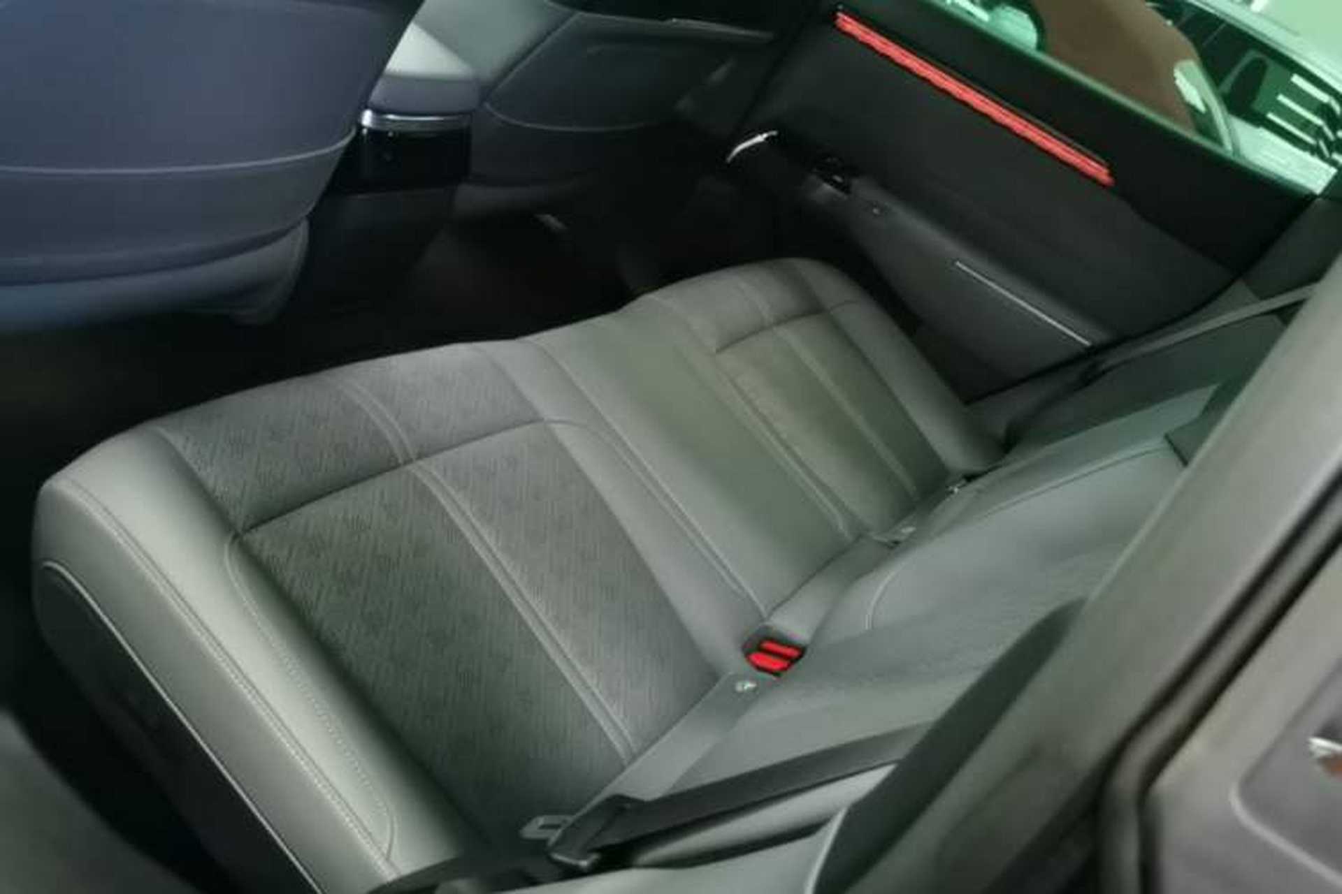 Used Zeekr 7X 2025 75 kWh Rear-Wheel Drive Intelligent Driving Version Left Rear Seat