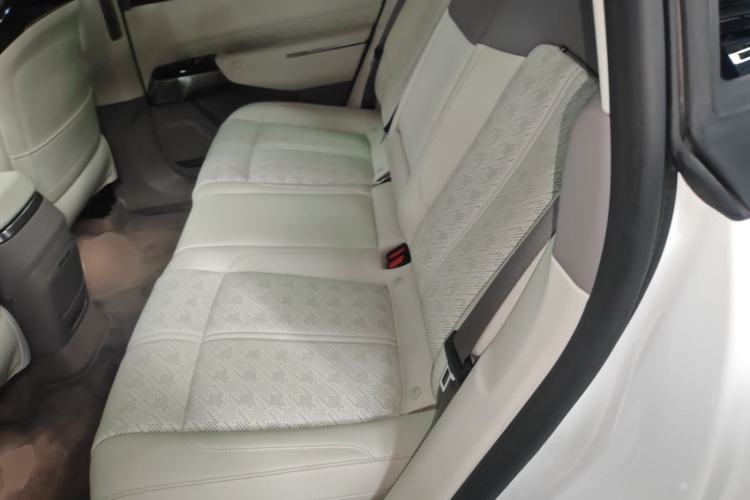 Used Zeekr 7X 2025 100kWh Long-Range All-Wheel Drive Intelligent Driving Version Left Rear Seat