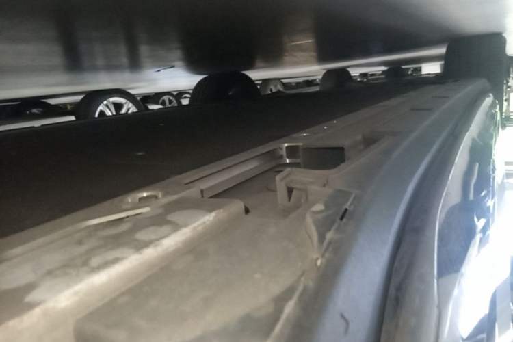 Used Zeekr 7X 2025 100kWh Long-Range All-Wheel Drive Intelligent Driving Version Left Side Sill