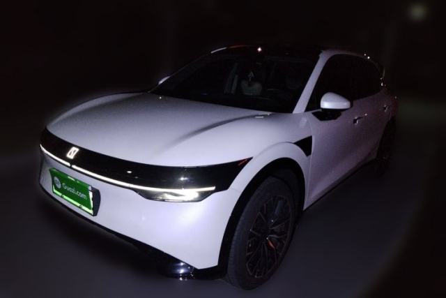 Used Zeekr 7X 2025 100 kWh Long-Range Rear-Wheel Drive with Intelligent Driving Features
