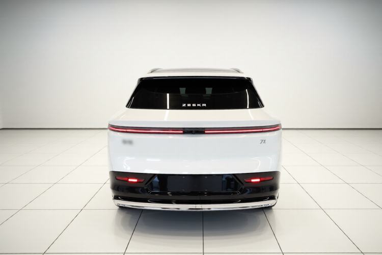 Used Zeekr 7X 2025 100kWh Long-Range All-Wheel Drive Intelligent Driving Version Rear
