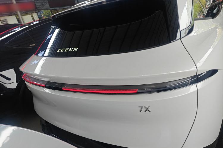 Used Zeekr 7X 2025 75 kWh Rear-Wheel Drive Intelligent Driving Version Rear