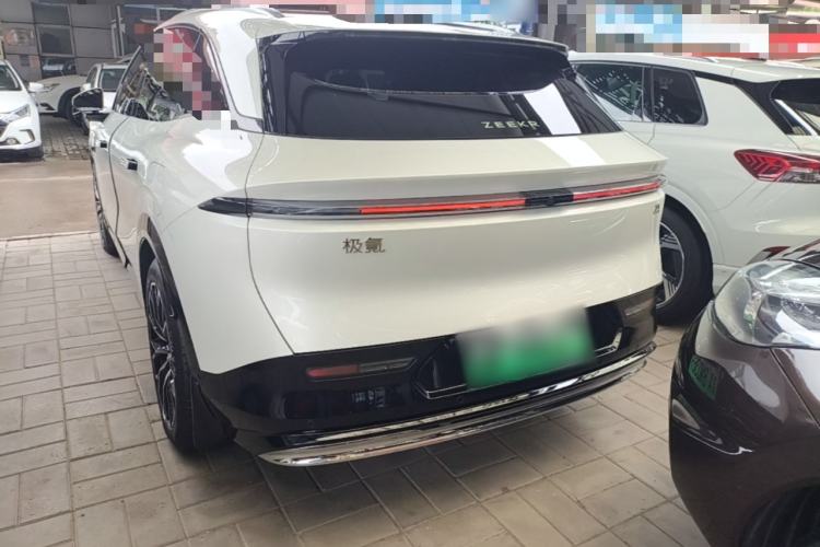 Used Zeekr 7X 2025 100 kWh Long-Range Rear-Wheel Drive with Intelligent Driving Features Rear