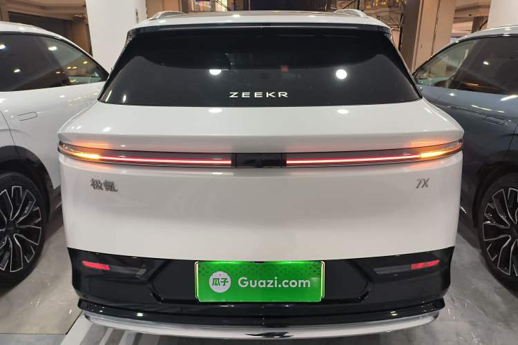Used Zeekr 7X 2025 100kWh Long-Range All-Wheel Drive Intelligent Driving Version Rear