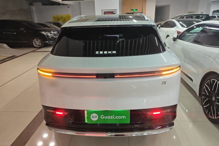 Used Zeekr 7X 2025 100kWh Long-Range All-Wheel Drive Intelligent Driving Version Rear