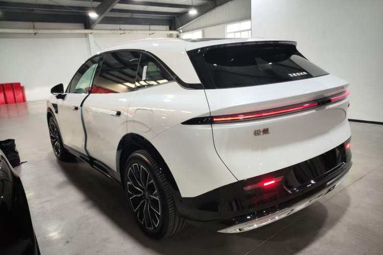 Used Zeekr 7X 2025 100 kWh Long-Range Rear-Wheel Drive with Intelligent Driving Features Rear Left 45 Deg