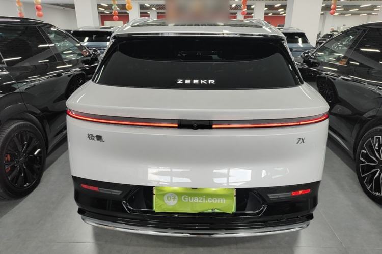 Used Zeekr 7X 2025 100 kWh Long-Range Rear-Wheel Drive with Intelligent Driving Features Rear