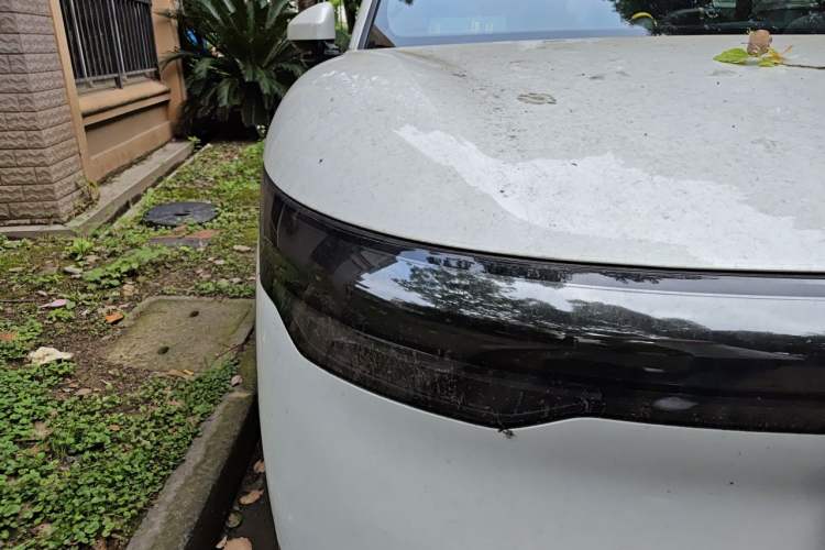Used Zeekr 7X 2025 100 kWh Long-Range Rear-Wheel Drive with Intelligent Driving Features Right Front Headlight
