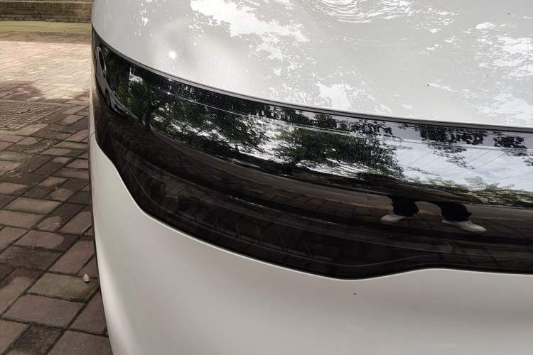 Used Zeekr 7X 2025 75 kWh Rear-Wheel Drive Intelligent Driving Version Right Front Headlight