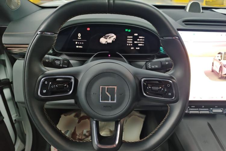 Used Zeekr 7X 2025 100 kWh Long-Range Rear-Wheel Drive with Intelligent Driving Features Steering Wheel